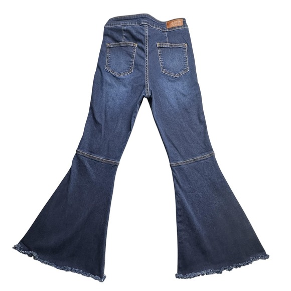 Lucky & Blessed Jeans Womens 12 High Rise Flare Raw Hem Dark Wash L18074-DW - Picture 1 of 16